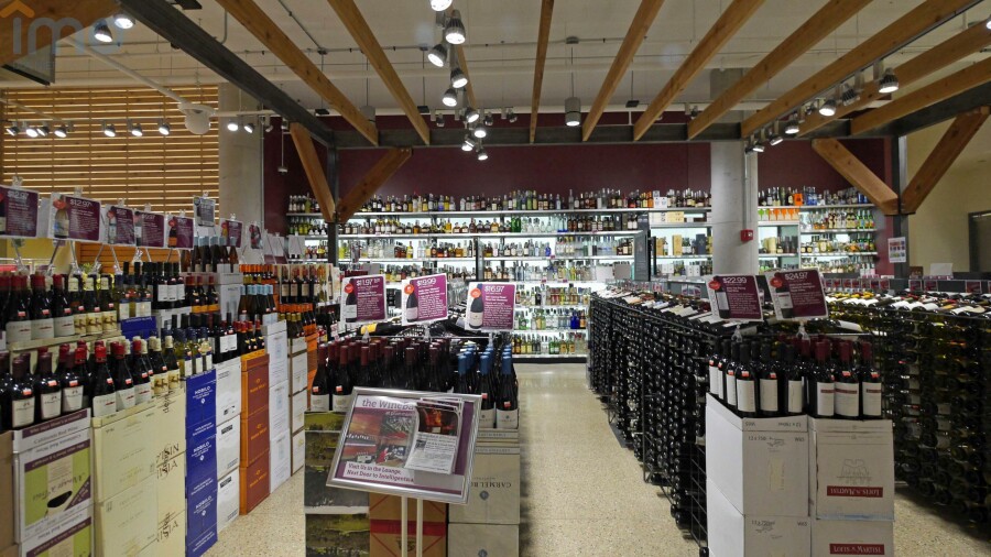 Warszawa, Ochota, Hala pod magazyn