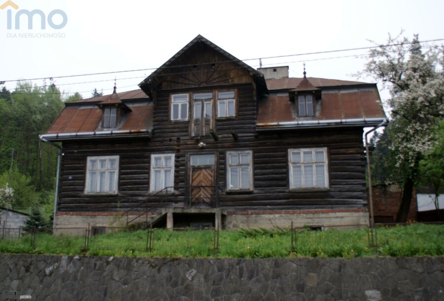 krapkowicki, Krapkowice, Żużela, Kamienica w centrum miasta